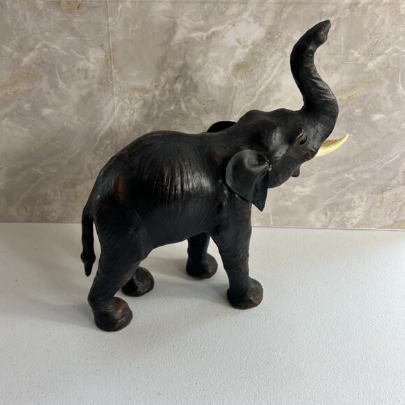 Black Leather Covered Paper Mache Elephant Sculpture Vintage Made In India - Picture 3 of 10